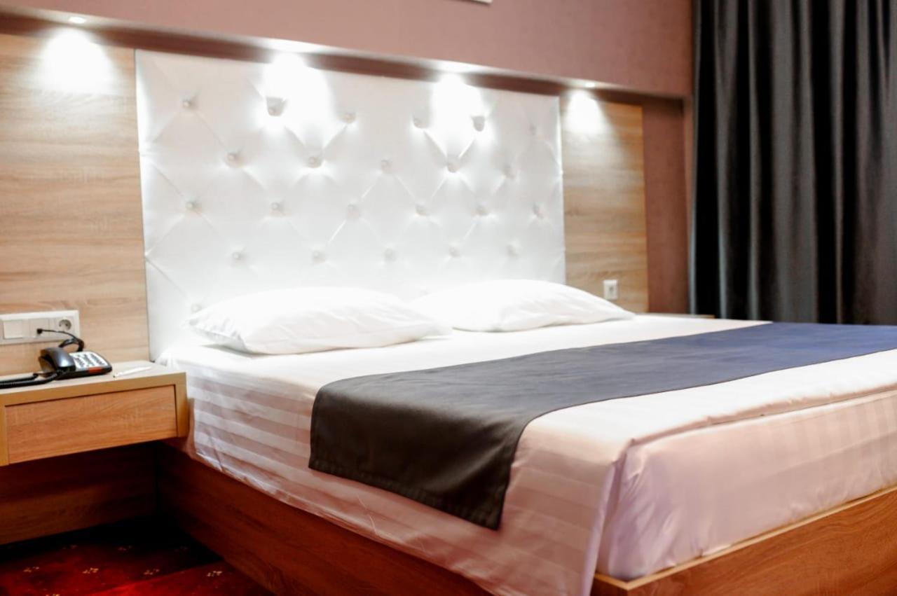 Sun Rise Inn Karagandy Екстериор снимка