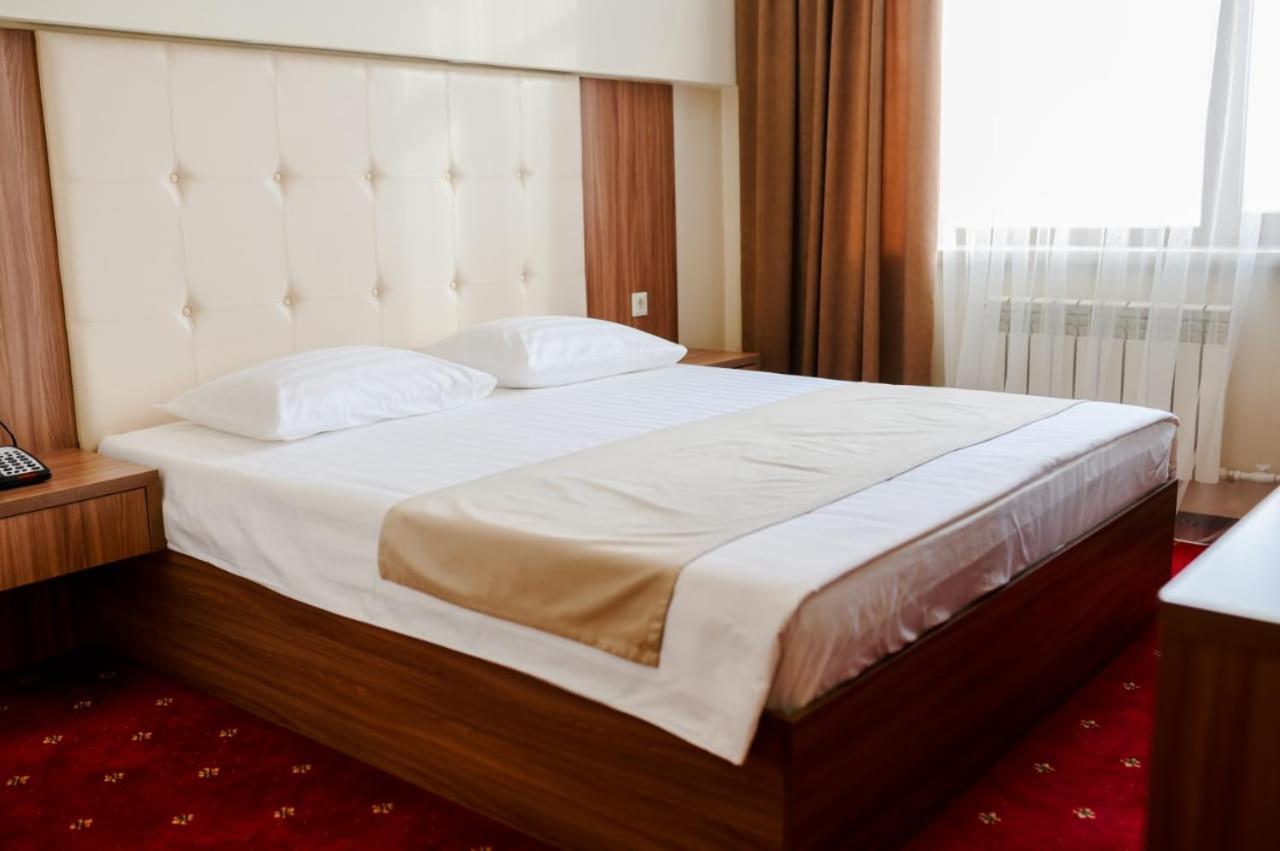 Sun Rise Inn Karagandy Екстериор снимка