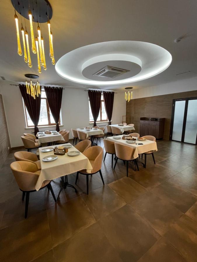 Sun Rise Inn Karagandy Екстериор снимка