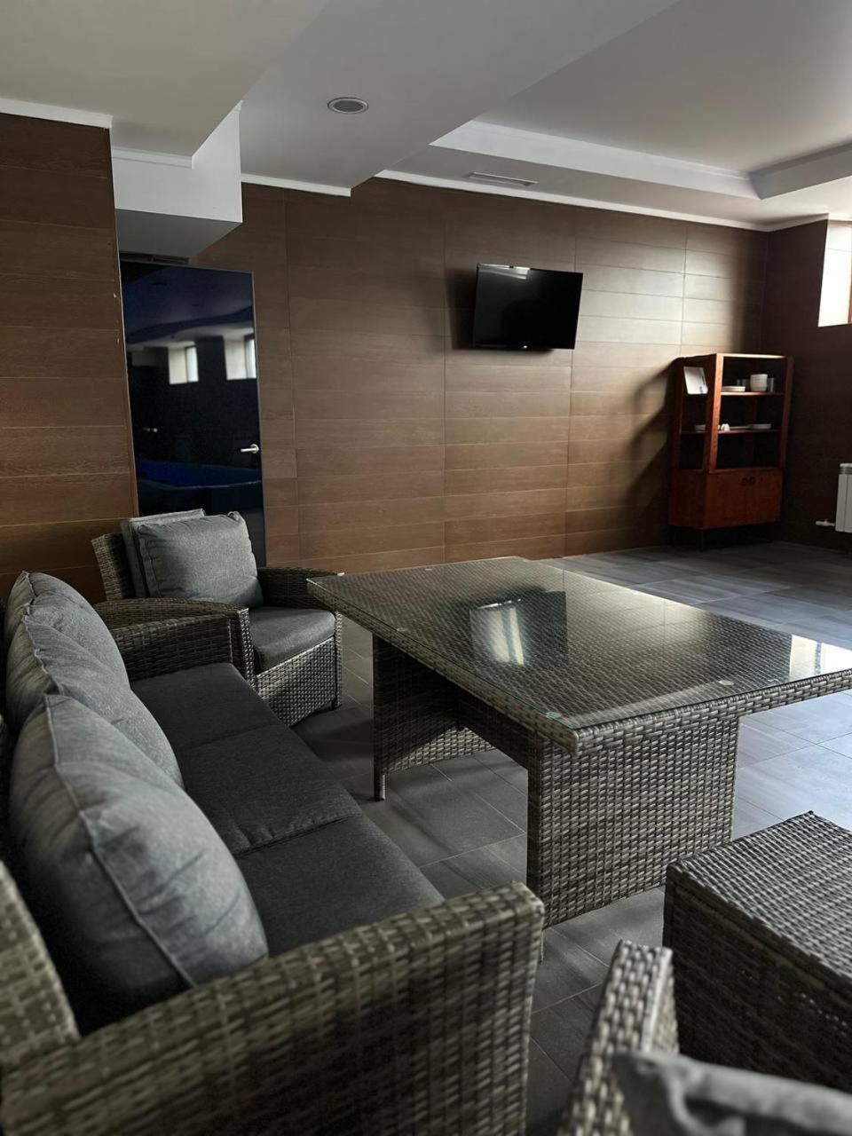 Sun Rise Inn Karagandy Екстериор снимка